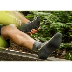 Darn Tough Hiker 1/4 Length Socks