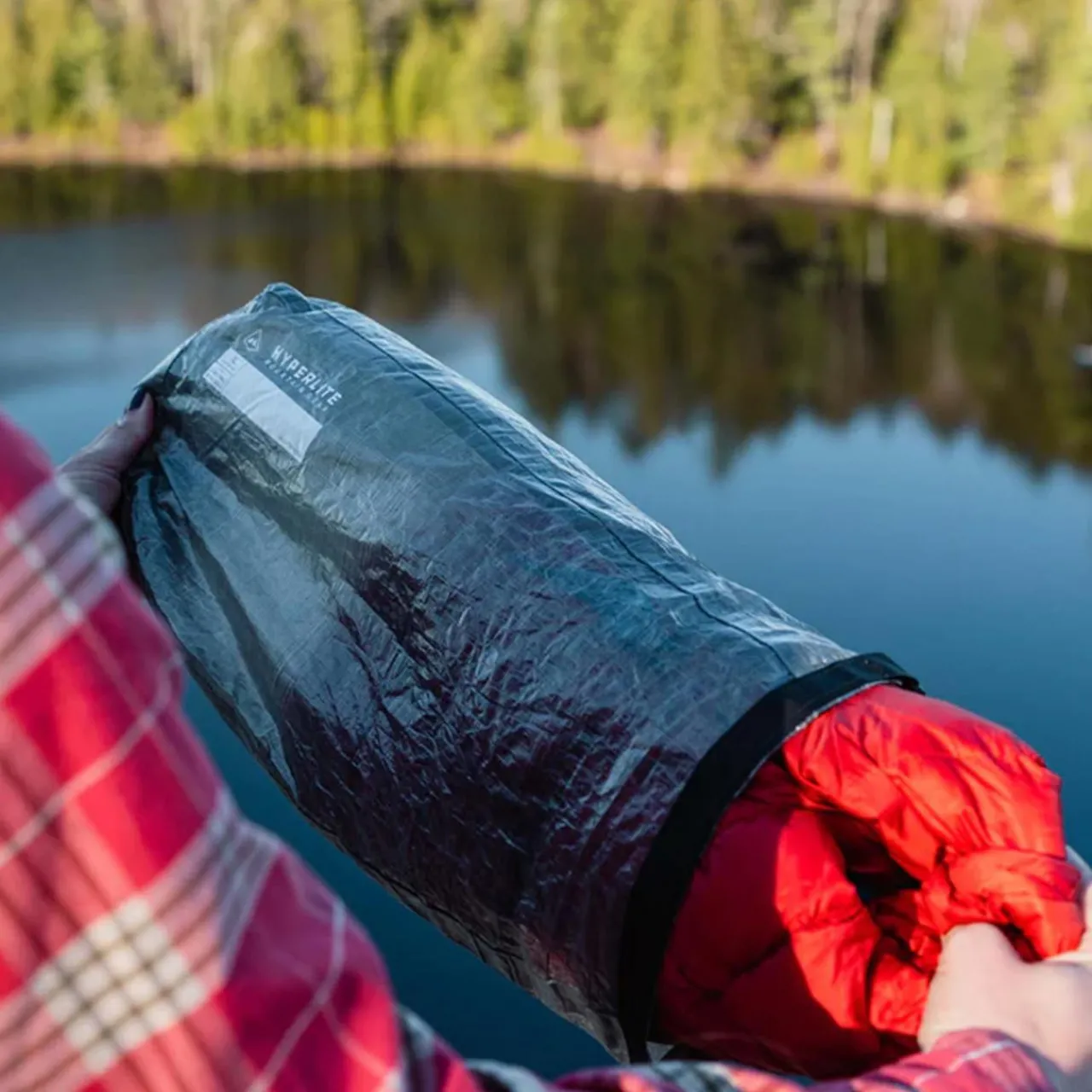 Hyperlite Mountain Gear 8L Side Entry Pod