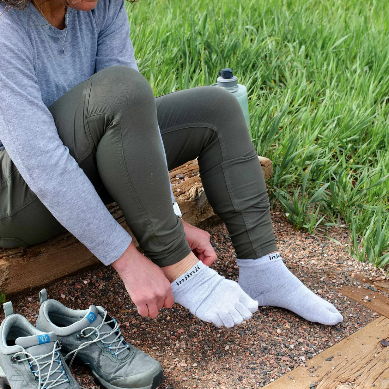 Women Darn Tough Liner Mini-Crew Coolmax Socks