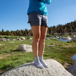 Women Darn Tough Liner Mini-Crew Coolmax Socks