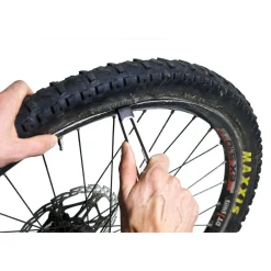 Full Windsor The Breaker - Bicycle Chain Multi Tool